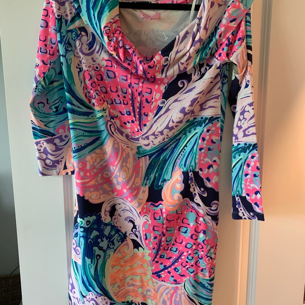 Lilly Pulitzer size med.  worn once. Rayon/spandex